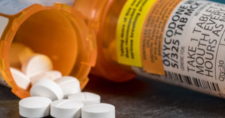 What Are the Risks of Buying Tramadol Online?